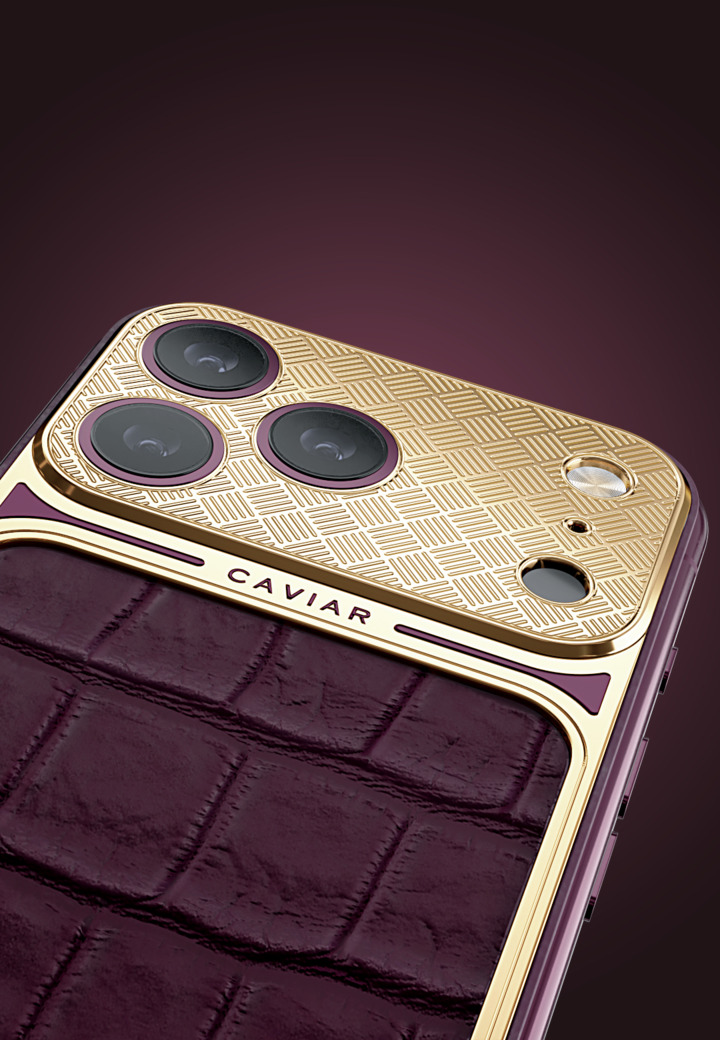 Camera Close-UP Emperor
